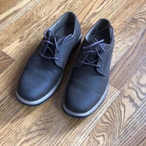 Dexter size 8M.  Like new.